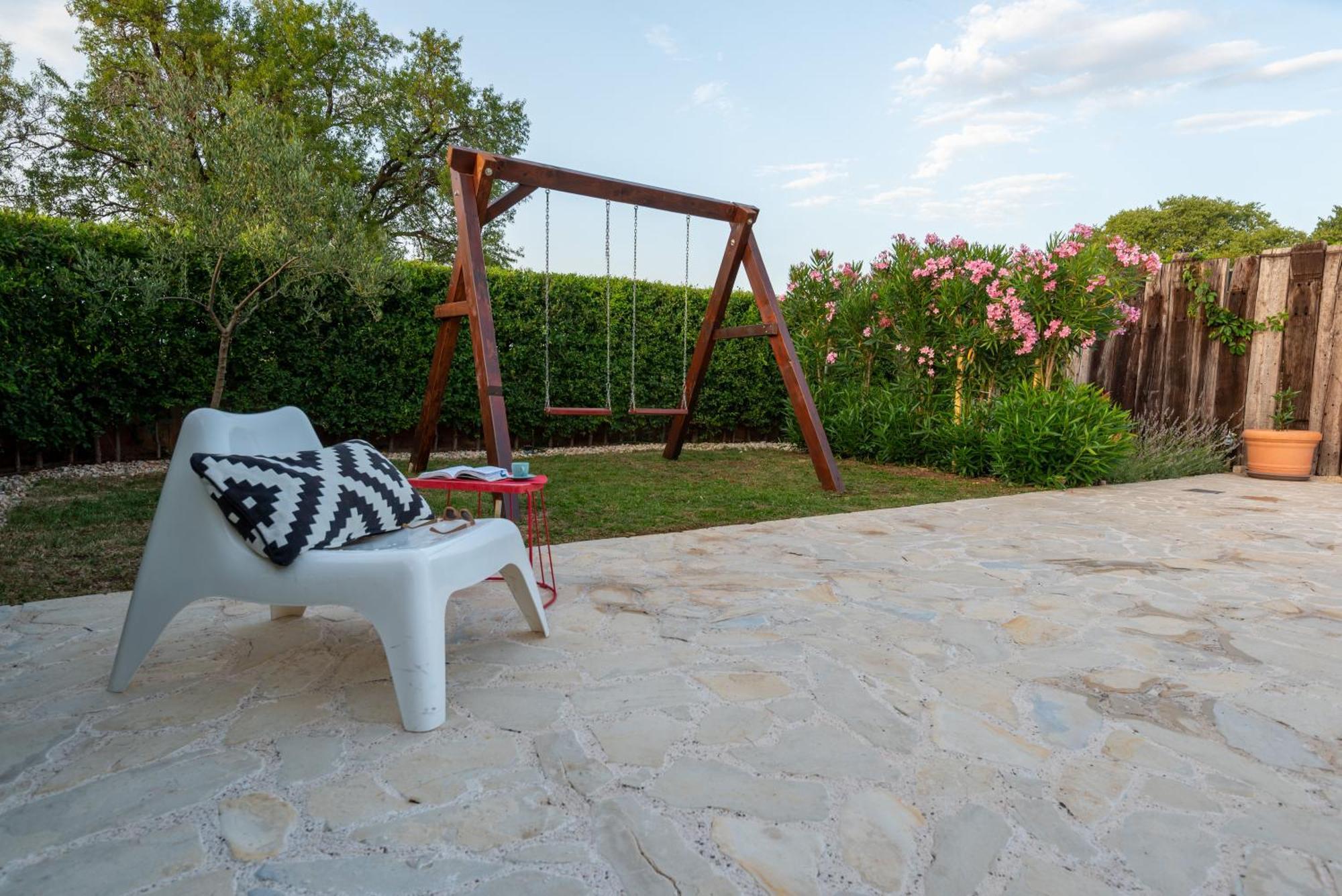 Cozy Country Home With Heated Outdoor Pool Šibenik Exterior foto